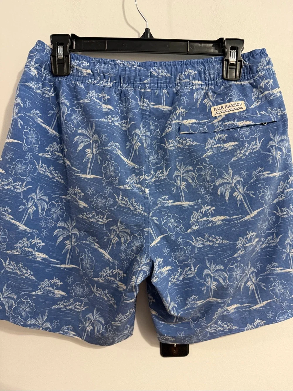 Fair Harbor The Bayberry Lined Swim Trunks Blue Tropical Men’s Size S